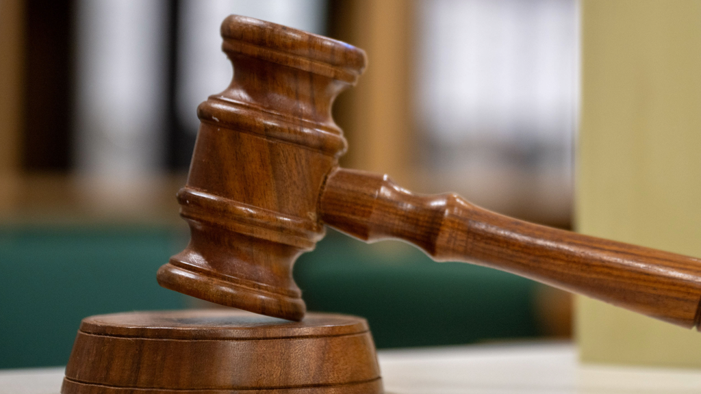 Judge sets bail at $200,000 for sex offender accused of posing as teen at Maple Grove school — WCCO / CBS Minnesota, Conroe Schools news